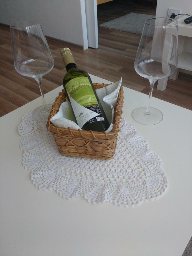 Meridian Apartment , 300M To Bus Terminal, Fast Wifi & Airport Transf Zagreb Eksteriør bilde