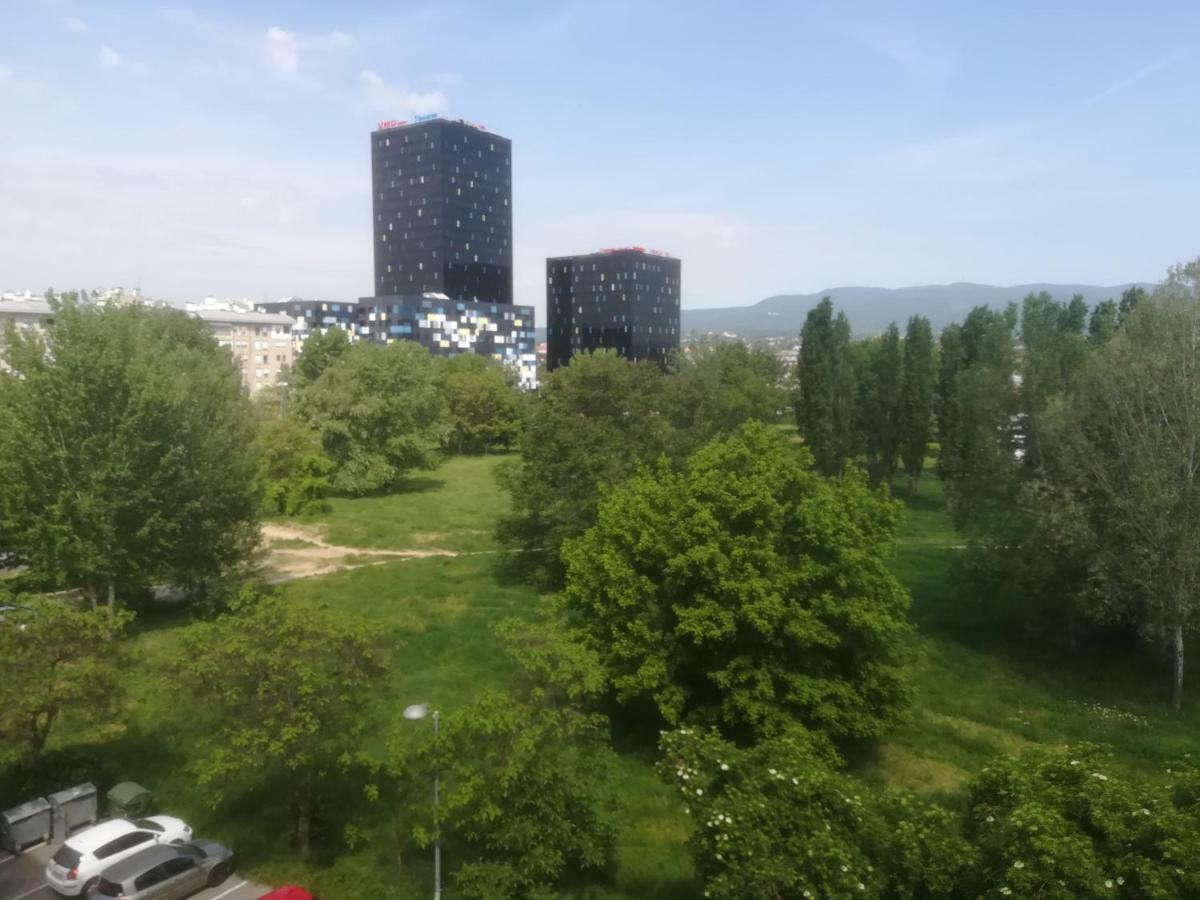 Meridian Apartment , 300M To Bus Terminal, Fast Wifi & Airport Transf Zagreb Eksteriør bilde