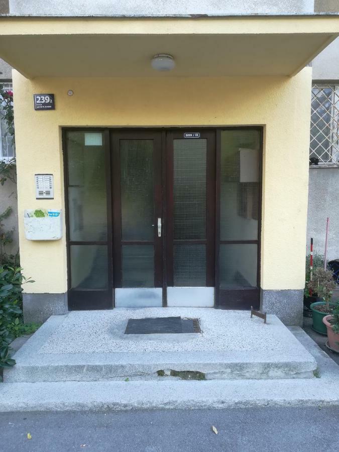 Meridian Apartment , 300M To Bus Terminal, Fast Wifi & Airport Transf Zagreb Eksteriør bilde